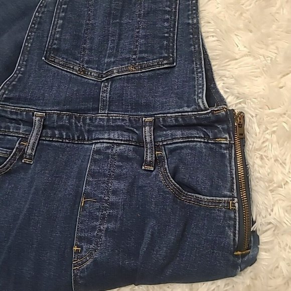 Levi Jeans Womens 29 Blue Denim Overalls Coveralls Signature Outdoors Preppy EUC - Picture 2 of 12